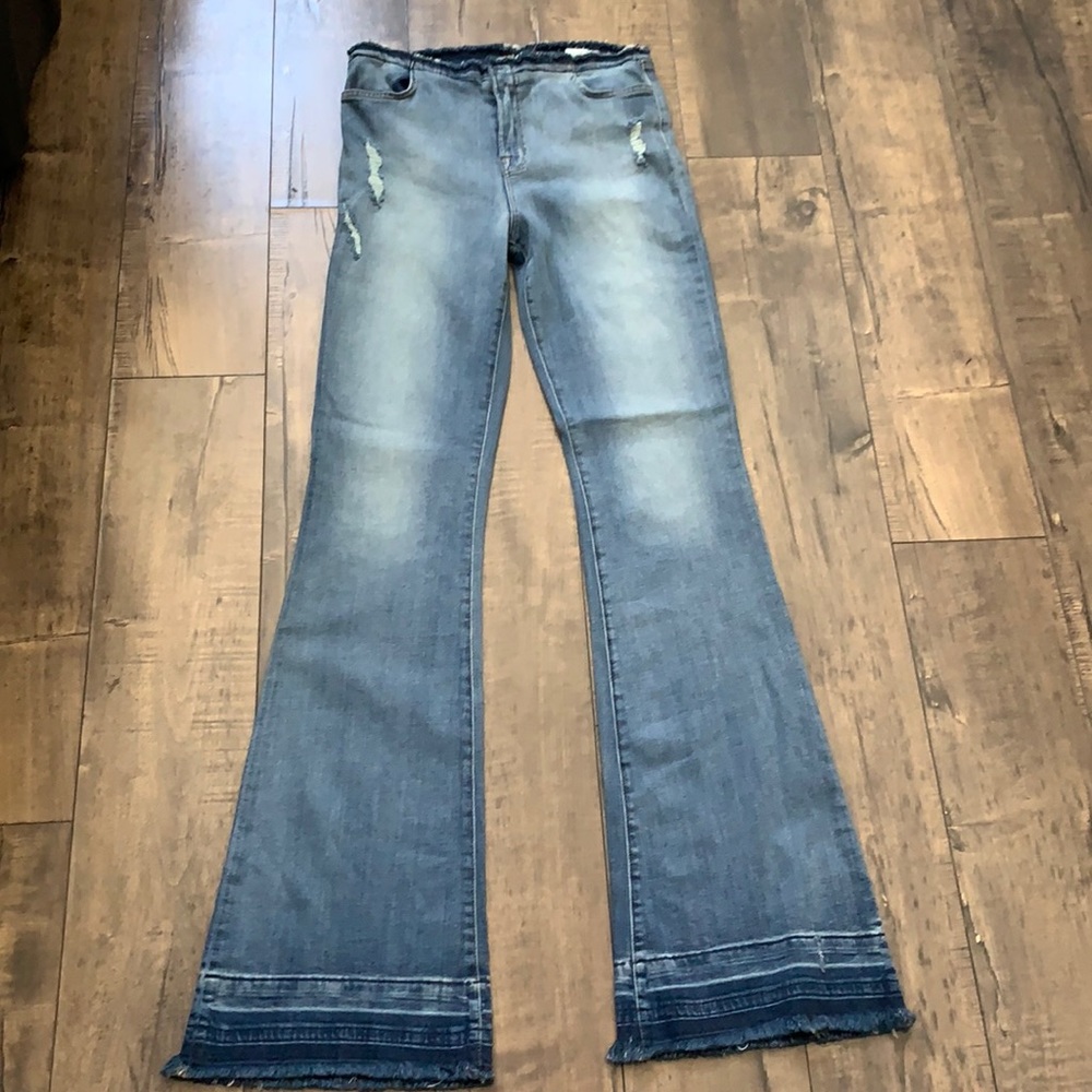 Revolve J Brand Maria Flare Jeans NEW - Picture 4 of 16